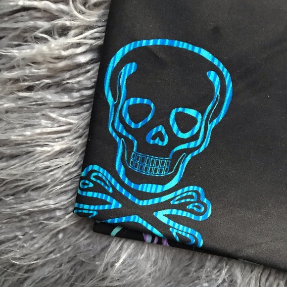 Betsey Johnson Skull Black & Purple Shower Curtain - Picture 4 of 8